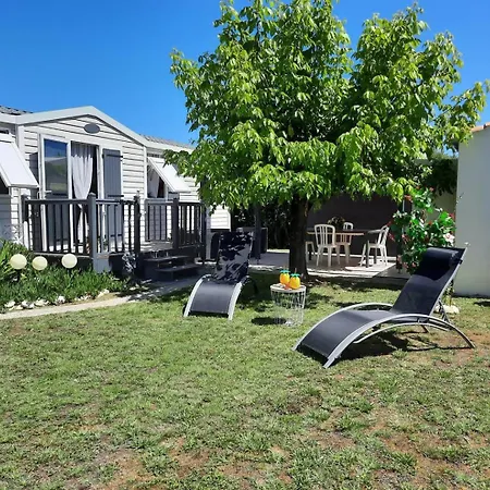 Mobil'home 3 Pièces 4 Couchages D'oléron Ddo000-457 * Dolus-d'Oléron