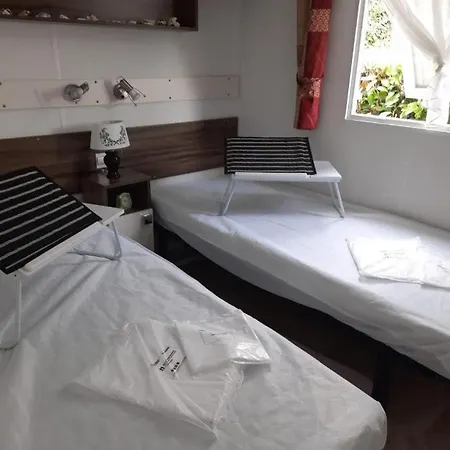 Mobil'home 3 Pièces 4 Couchages D'oléron Ddo000-457 Villa